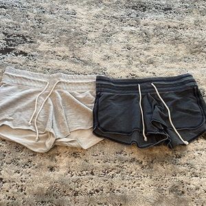 2 old navy shorts